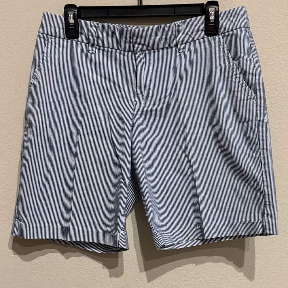 Tommy Hilfiger Blue Pinstripe Women's Shorts Bermuda 98% Cotton Size 6
